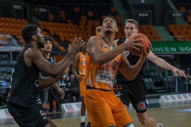 中持续输出 中持续输出